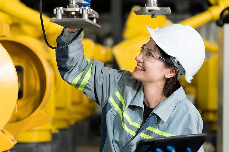 ingenieria en negocios y manufactura virtual