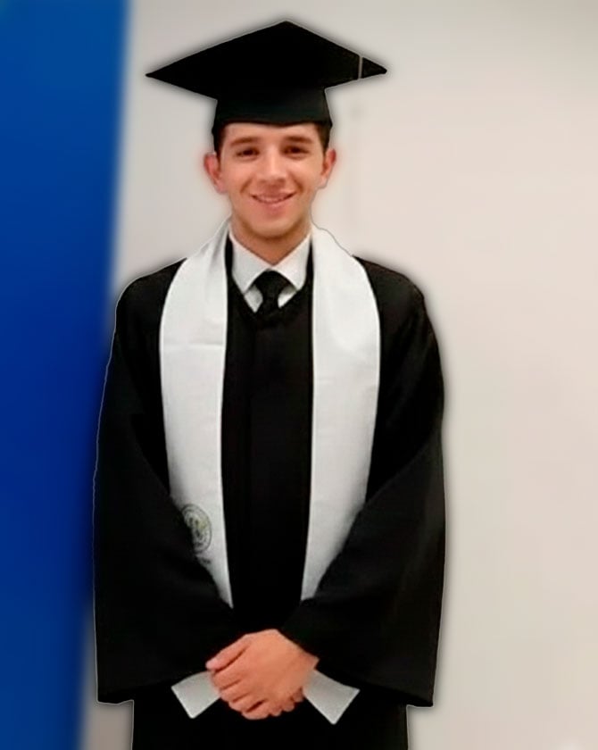 De Prepa UNITEC me llevo muy buenas experiencias, grandes profesores y sobre todo, muy buenos amigos