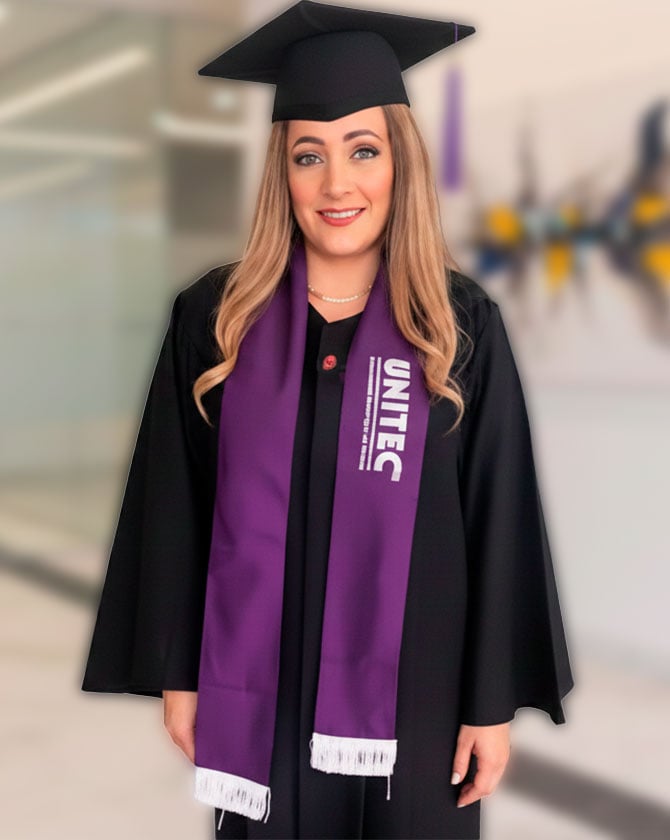 Egresada Noemí Rangel