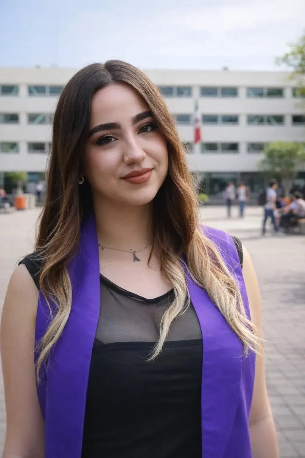 Aranza, egresada caso de éxito de la Licenciatura en Pedagogía de UNITEC
