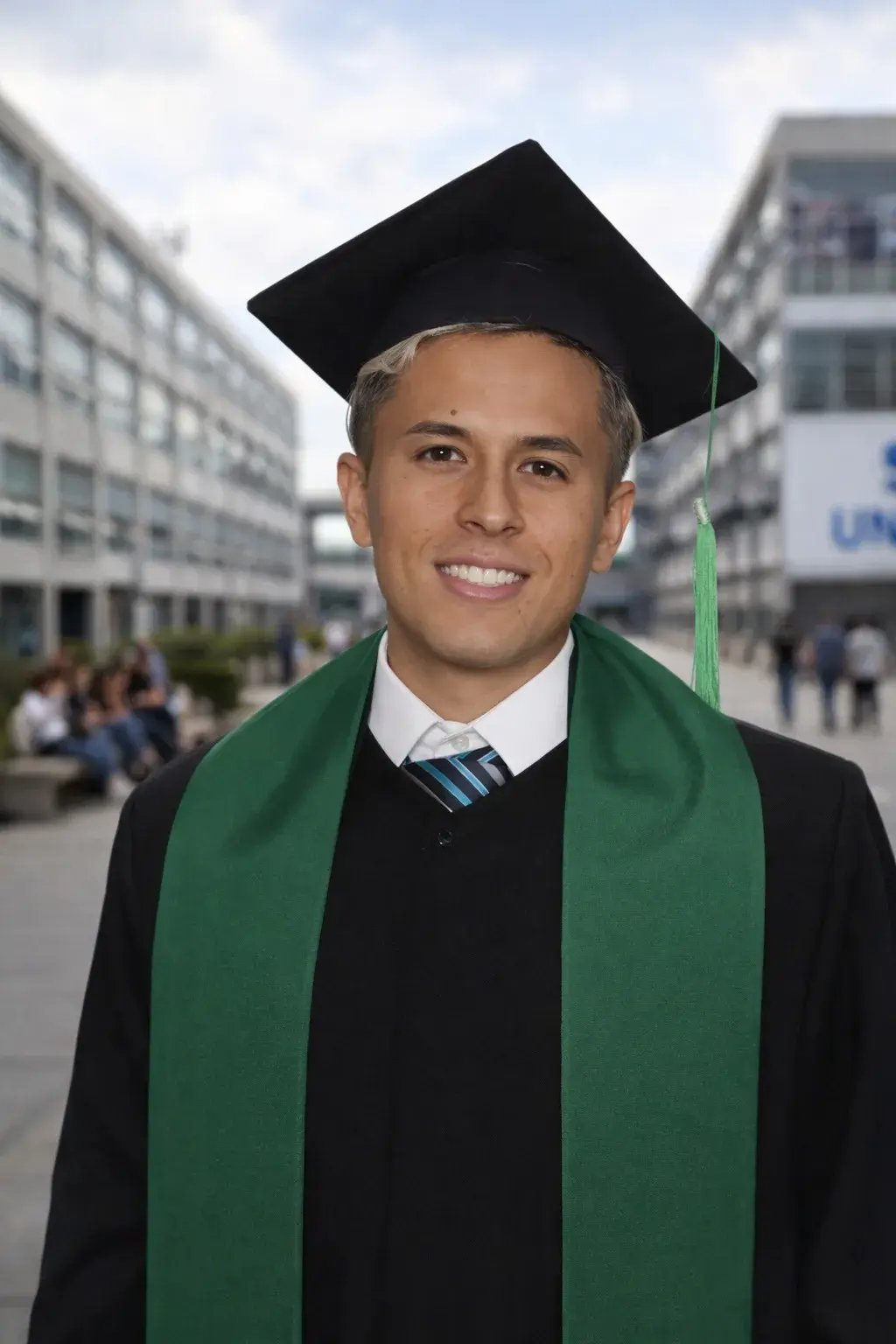 Jorge, egresado caso de éxito de la Licenciatura en Gastronomía de UNITEC