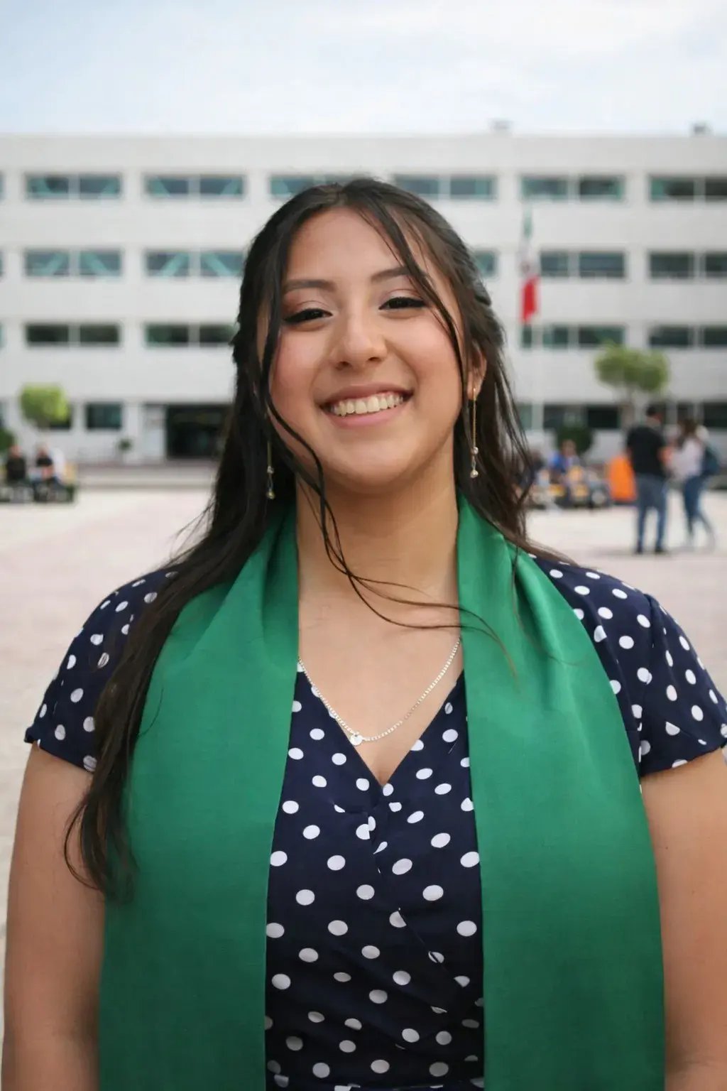 Paulina, egresado caso de éxito de la Licenciatura en Mercadotecnia de UNITEC