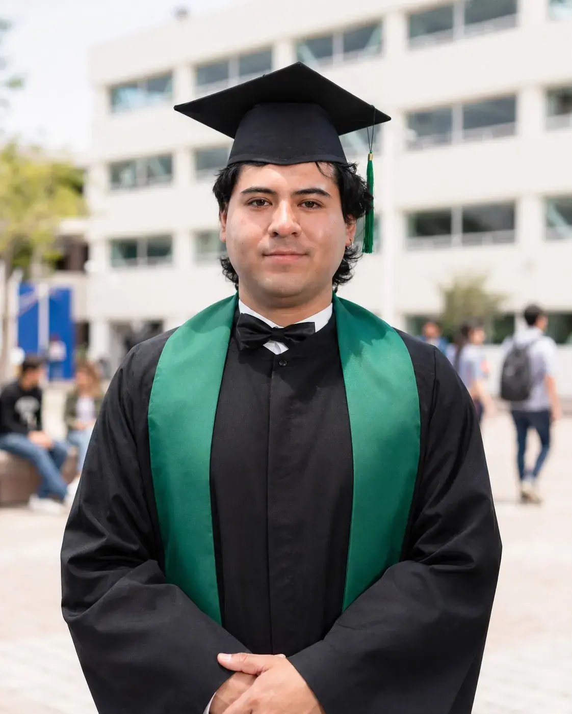 Diego, egresado caso de éxito de la Licenciatura en Comercio Internacional de UNITEC