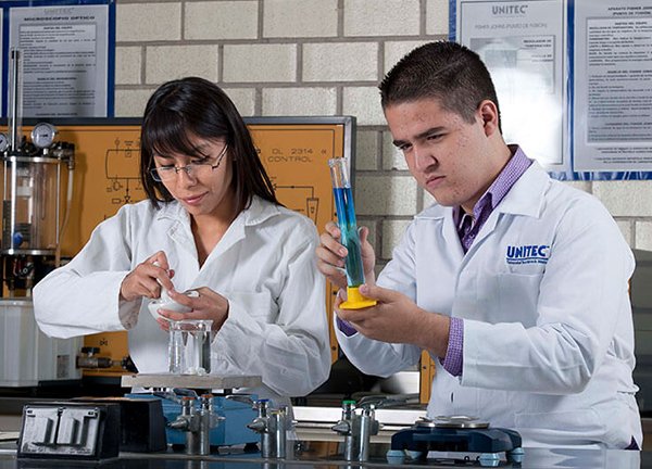 ¿Quieres conocer más acerca del Laboratorio de Procesos Químicos Unitec? Visita nuestras instalaciones y recórrelo por ti mismo.