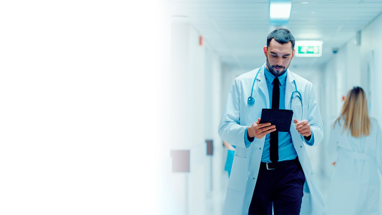 Estudia la licenciatura en medicina en UNITEC campus sur