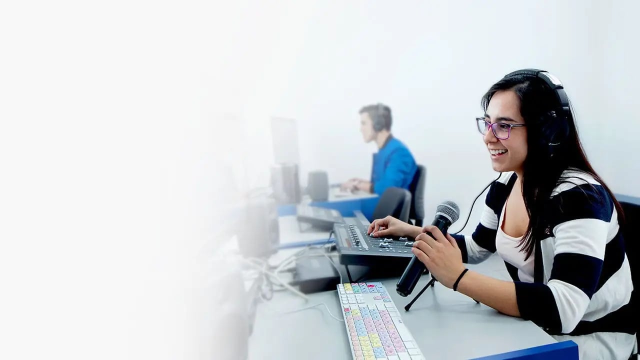 Estudia en UNITEC una Licenciatura en Comunicación y Mercadotecnia