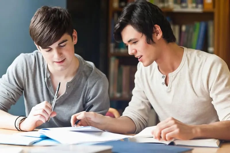 Revalida en UNITEC tus estudios 