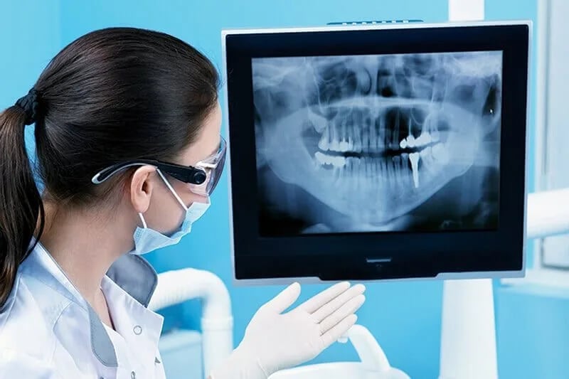 egresado-cirujano-dentista-unitec-800x533