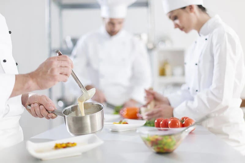 Si estudias la Licenciatura en Gastronomía en la UNITEC, aprenderás todos lo procesos de la industria de los alimentos y de la gastronomía mexicana