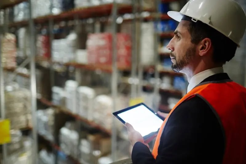 Como maestro en Dirección de Empresas de Manufactura y Logística en la UNITEC propones soluciones tecnológicas que optimicen la cadena de valor.