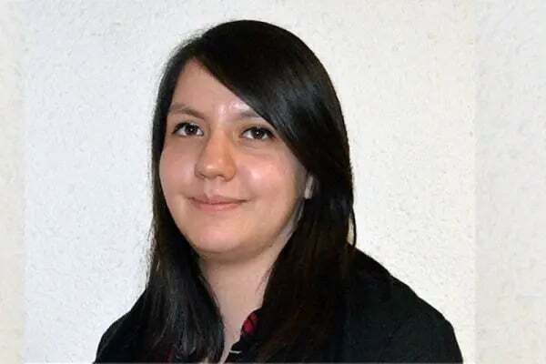 Foto de Carolina López Moreno estudiante de la escuela de diseño UNITEC