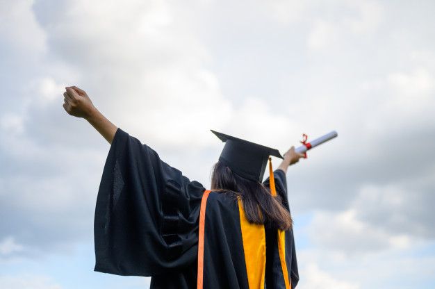 6-razones-estudiar-una-carrera-universitaria-futuro-5-4
