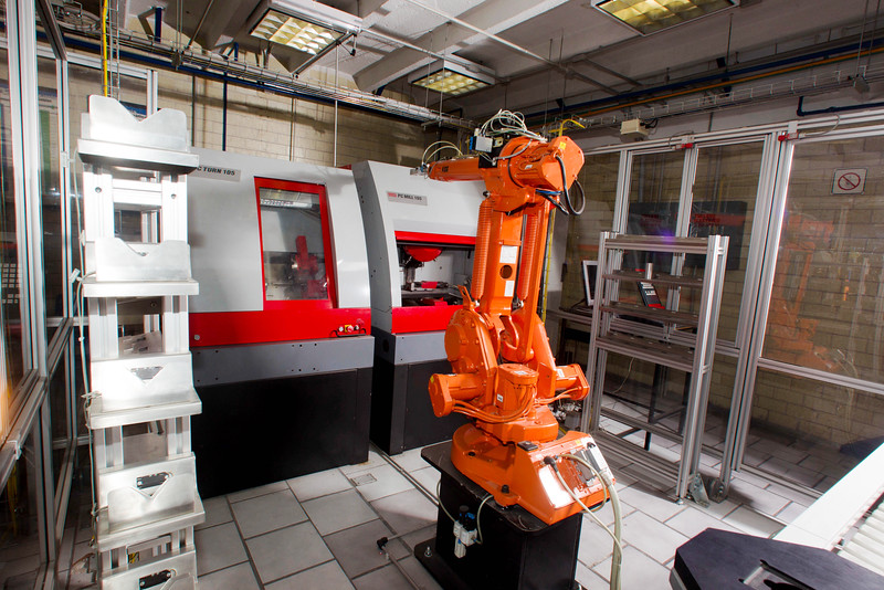 7-cosas-que-no-sabias-de-los-laboratorios-unitec-robotica-1-Dec-17-2022-06-33-09-3878-PM
