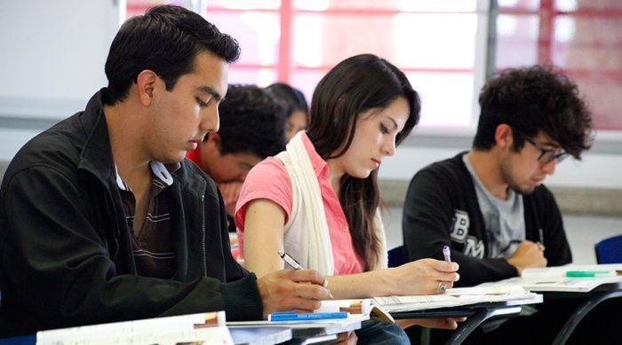estudiar-la-universidad-9-cifras-que-te-impactaran-1-compressor-Dec-17-2022-06-51-06-6082-PM