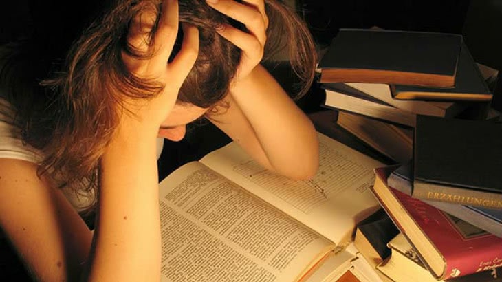 guia-basica-para-sobrevivir-a-la-universidad-1-Dec-17-2022-06-54-44-3872-PM