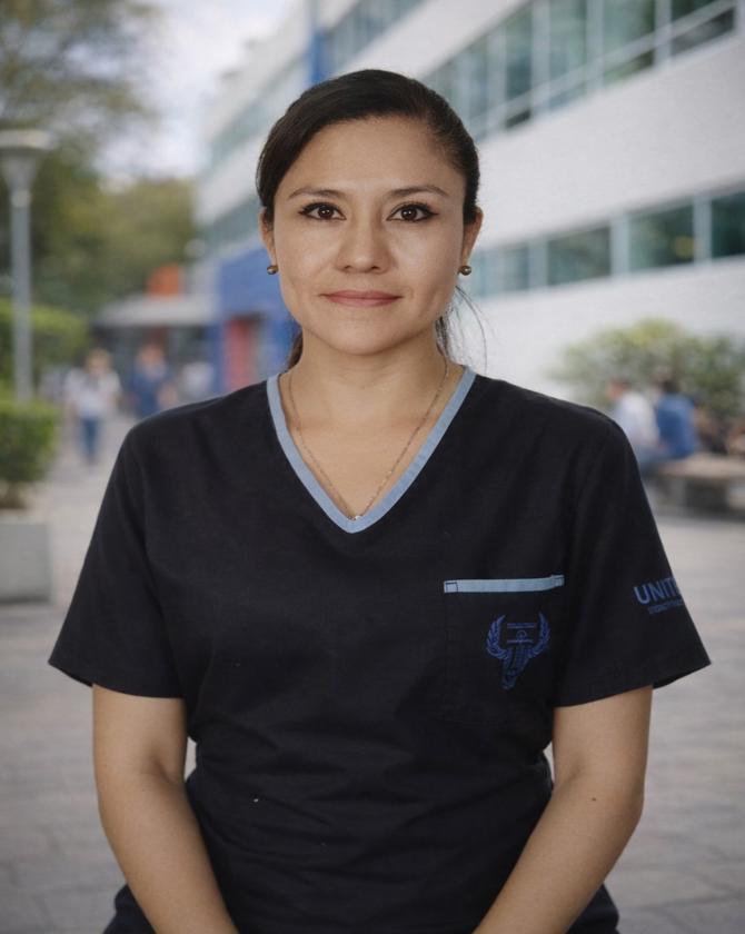 Liliana, egresada caso de éxito de la Licenciatura en Fisioterapia de UNITEC
