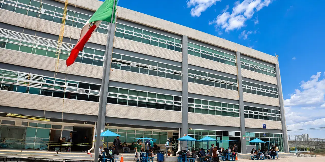 banner-campus-los-reyes-d-7